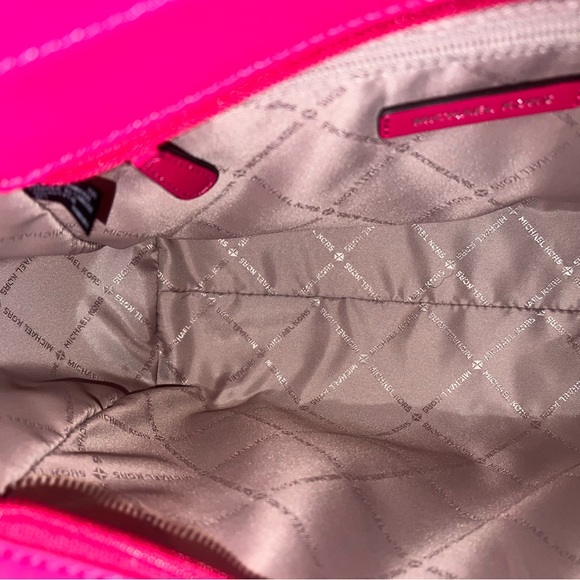 Michael Kors Vibrant Pink Shoulder Bag - Picture 3 of 6